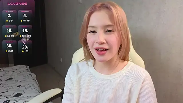 Snapshot of Marietta_Castro chatting on 12.30.24 Marietta Castro online show from 12.30.24