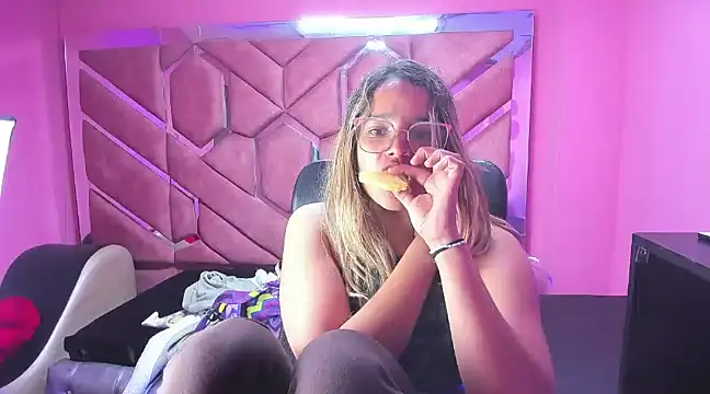 Olivia Fox69 online show from 01.31.25