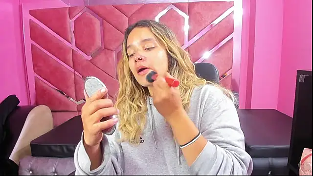 Olivia Fox69 online show from 02.13.25