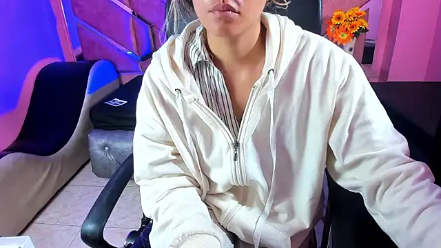 Olivia Fox69 online show from 03.20.25