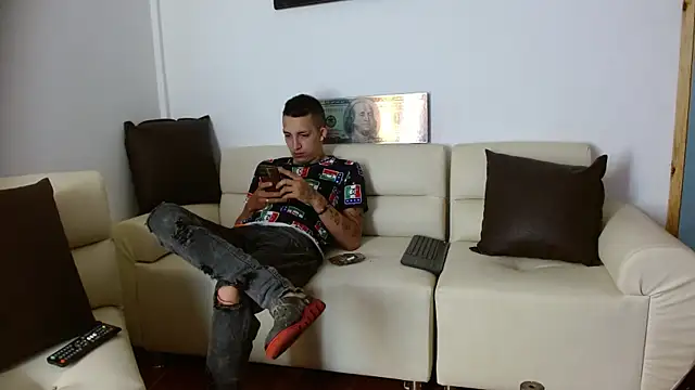 parejacaliente20154 online show from 03.06.25