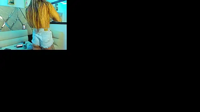 parejacaliente20154 online show from 04.27.26