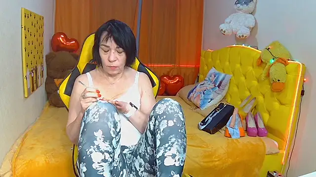 SandraHormas online show from 02.17.25