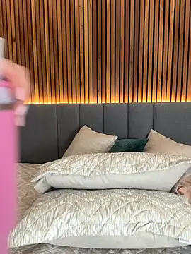 Snapshot of EmiilyAdams_ chatting on 11.07.25 EmiilyAdams online show from 11.07.25