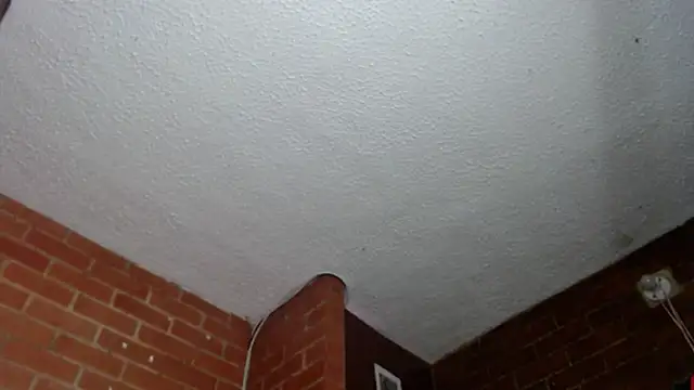 Snapshot of dannafitness chatting on 02.11.25 dannafitness online show from 02.11.25