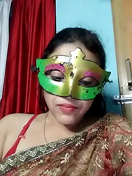 Snapshot of LOVERIAKOL chatting on 01.08.25 LOVERIAKOL online show from 01.08.25