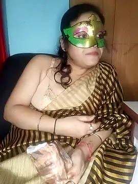 Snapshot of LOVERIAKOL chatting on 01.15.25 LOVERIAKOL online show from 01.15.25