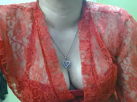 LOVERIAKOL online show from 05.31.26