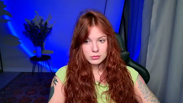 Snapshot of Elsie_Ginger chatting on 07.22.26 Elsie Ginger online show from 07.22.26