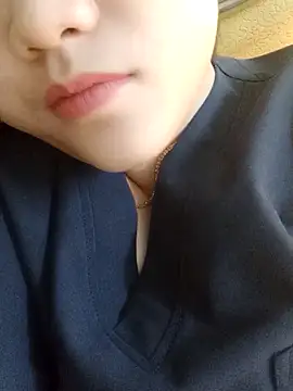 Snapshot of Sexyass13 chatting on 10.15.25 Sexyass13 online show from 10.15.25