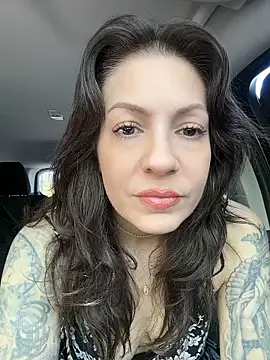 BeautifulMesss online show from 04.24.26