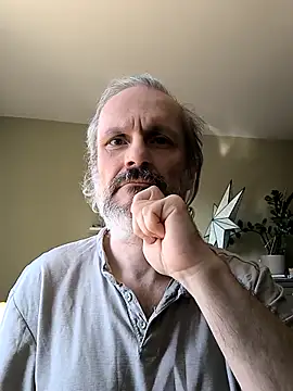 Snapshot of Zed0l1Mod chatting on 02.28.26 Zed0l1Mod online show from 02.28.26