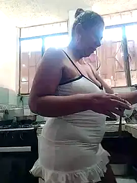 Snapshot of sorbetico_perverse chatting on 12.28.24 sorbetico perverse online show from 12.28.24