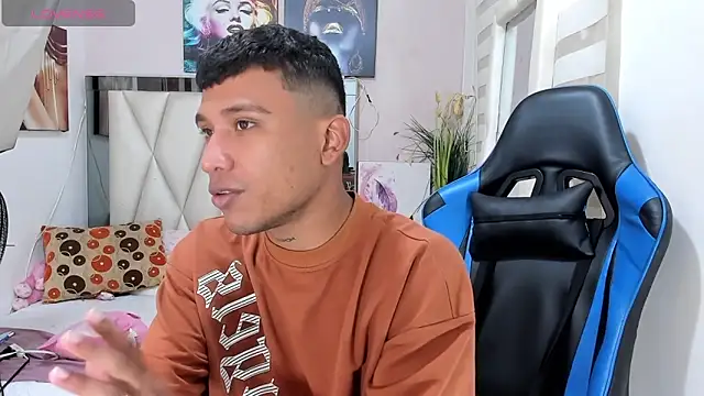 Backsex boy online show from 02.11.25