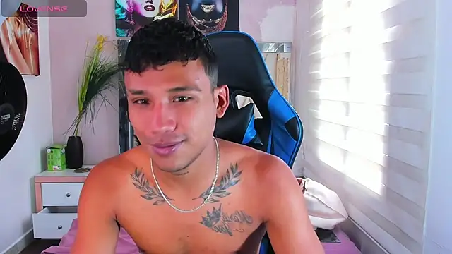 Backsex boy online show from 03.11.25