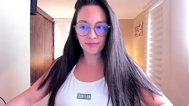 Snapshot of anabel_025 chatting on 01.28.25 anabel 025 online show from 01.28.25