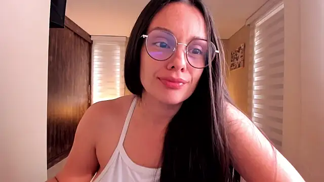 Snapshot of anabel_025 chatting on 02.19.25 anabel 025 online show from 02.19.25