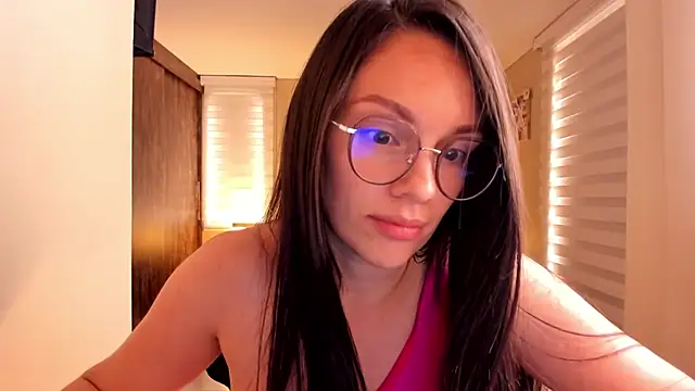 Snapshot of anabel_025 chatting on 02.21.25 anabel 025 online show from 02.21.25