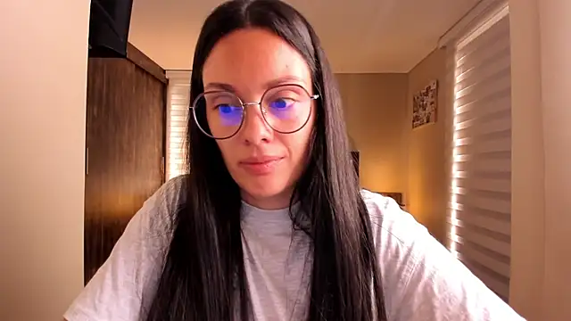 Snapshot of anabel_025 chatting on 02.24.25 anabel 025 online show from 02.24.25