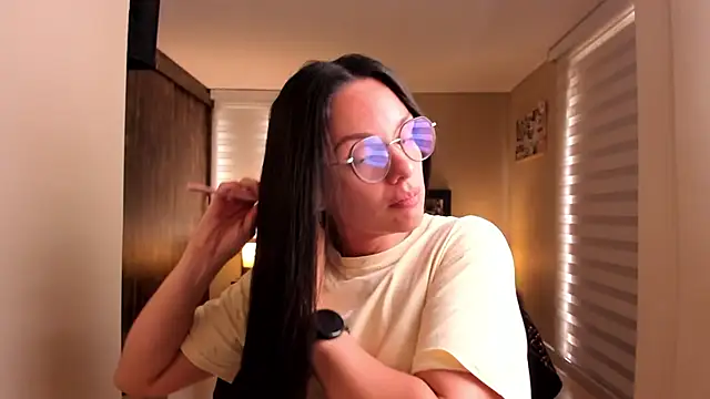 Snapshot of anabel_025 chatting on 03.10.25 anabel 025 online show from 03.10.25