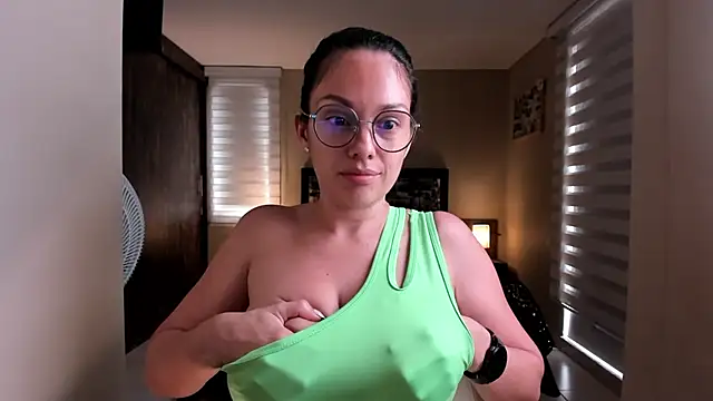 Snapshot of anabel_025 chatting on 03.13.25 anabel 025 online show from 03.13.25