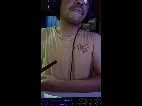 cloudyth1994 online show from 08.04.26