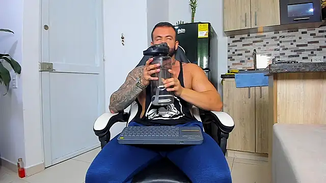 Johnnygrayson1 online show from 11.27.25