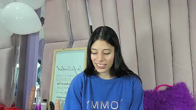 Sasha Petitte online show from 09.12.25