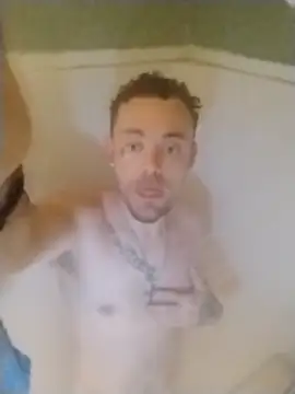 Snapshot of dadyyD95 chatting on 11.22.25 dadyyD95 online show from 11.22.25