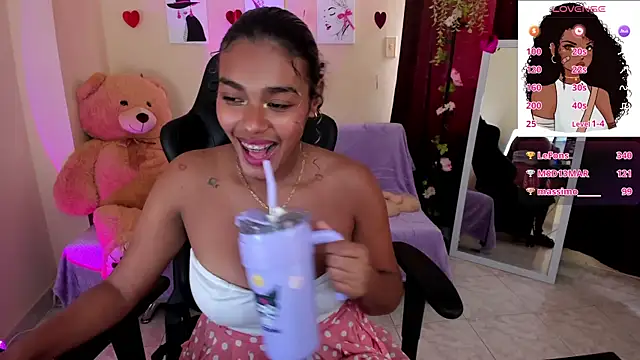 aleja montiel   online show from 03.12.25