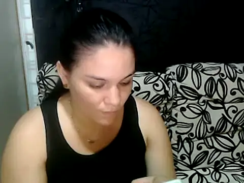 love and Lust online show from 02.06.25