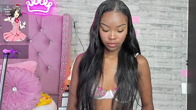 Snapshot of ShanelWest chatting on 01.16.25 ShanelWest online show from 01.16.25