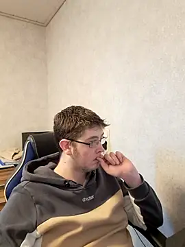 Snapshot of thejerkin chatting on 11.03.25 thejerkin online show from 11.03.25