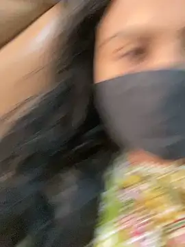 HaaniKaur online show from 02.12.26