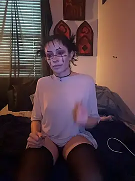 Gothbabbi online show from 10.22.25