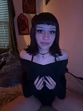 Gothbabbi online show from 10.25.25