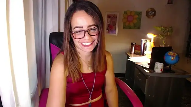 Snapshot of danielle_rose_1 chatting on 06.09.26 danielle rose 1 online show from 06.09.26