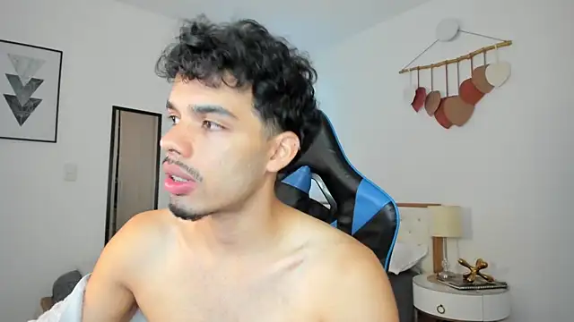 mateoleonee online show from 03.07.25