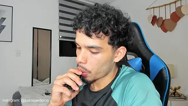 mateoleonee online show from 03.21.25