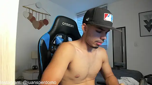 mateoleonee online show from 09.15.25