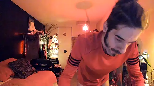 Snapshot of leatherz69 chatting on 12.08.24 leatherz69 online show from 12.08.24