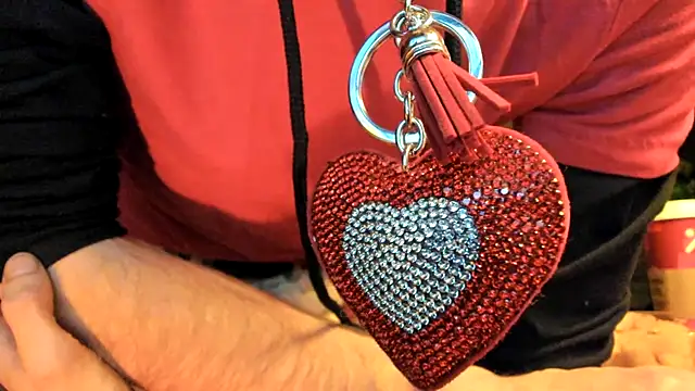 Snapshot of leatherz69 chatting on 02.14.25 leatherz69 online show from 02.14.25