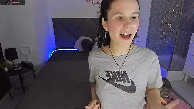 CassieEvans online show from 05.05.26
