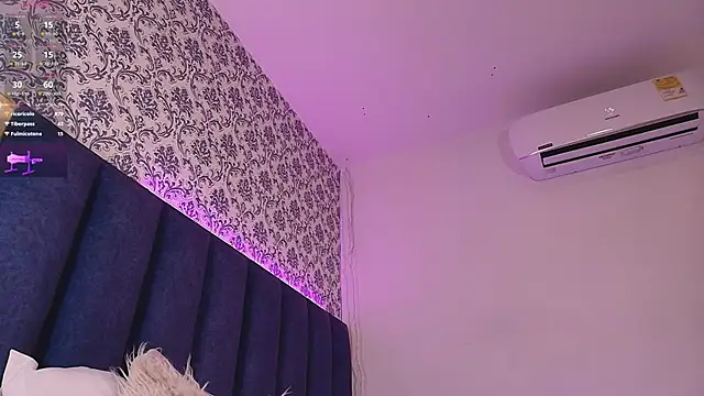 AmberMoss  online show from 02.14.25