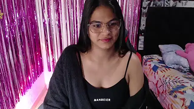 SweetAlmaa online show from 06.26.26