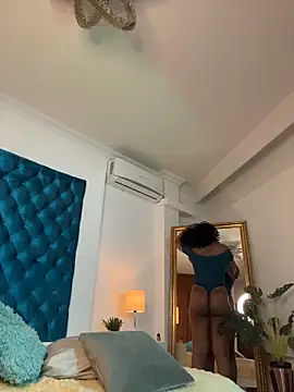 Snapshot of ohrianagibson chatting on 03.09.26 ohrianagibson online show from 03.09.26