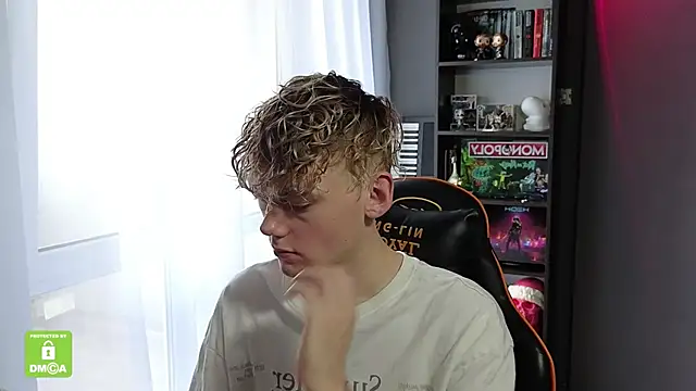 Keytaro online show from 10.27.25