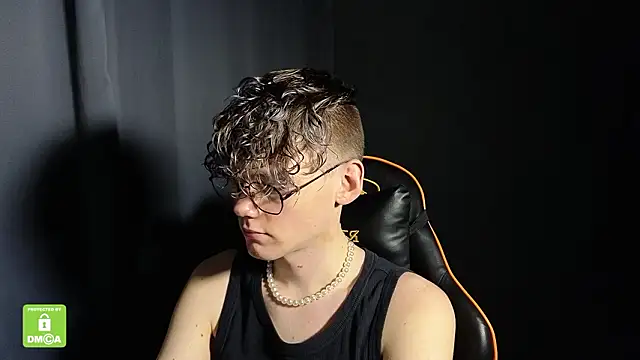 Snapshot of Keytaro chatting on 01.14.26 Keytaro online show from 01.14.26