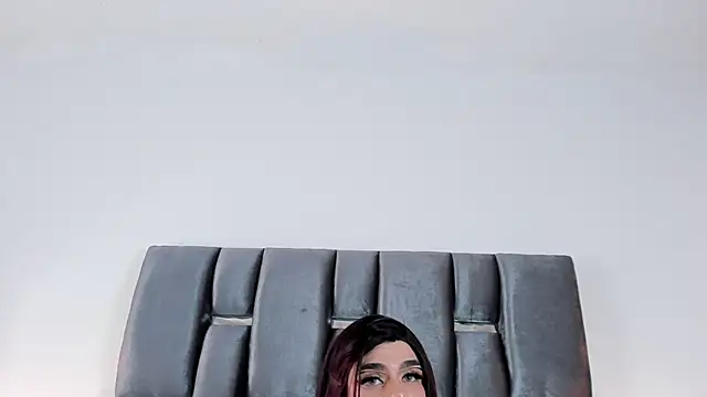 LucyGiraldo online show from 01.18.25