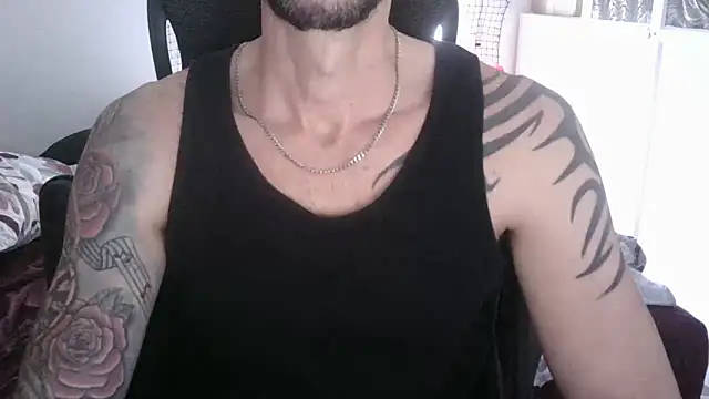 Snapshot of gabrielsaiyann chatting on 11.17.25 gabrielsaiyann online show from 11.17.25